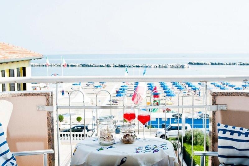 Hotel Alsen Rimini Extérieur photo